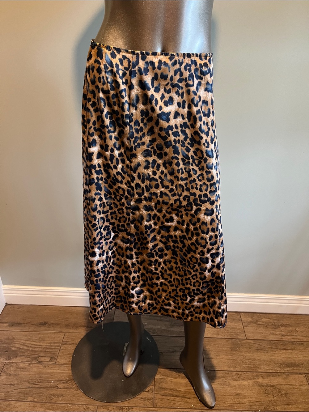 Lulu's Leopard Print Satin Midi Skirt - Tan & Black